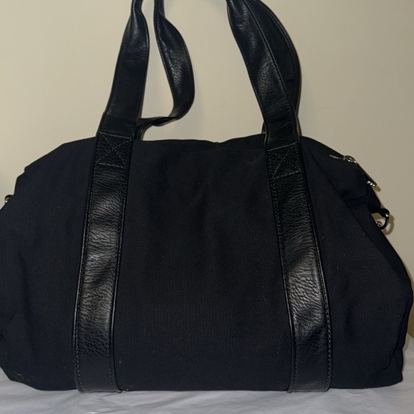 PINK Victoria’s Secret, black weekender, bag with rivets and lots of space, new - Picture 6 of 12